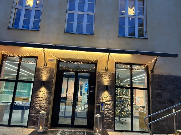 Julemorgen med lykter.jpg